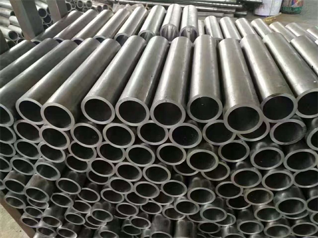 隆德30CrMo精密无缝钢管